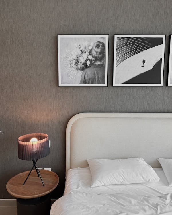 Toiles modernes pour une chambre apaisante et stylée